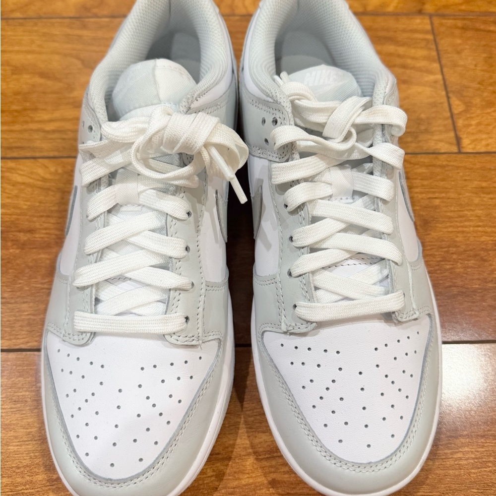 NEW Nike Dunk Low in Photon Dust Size 8 (women’s)